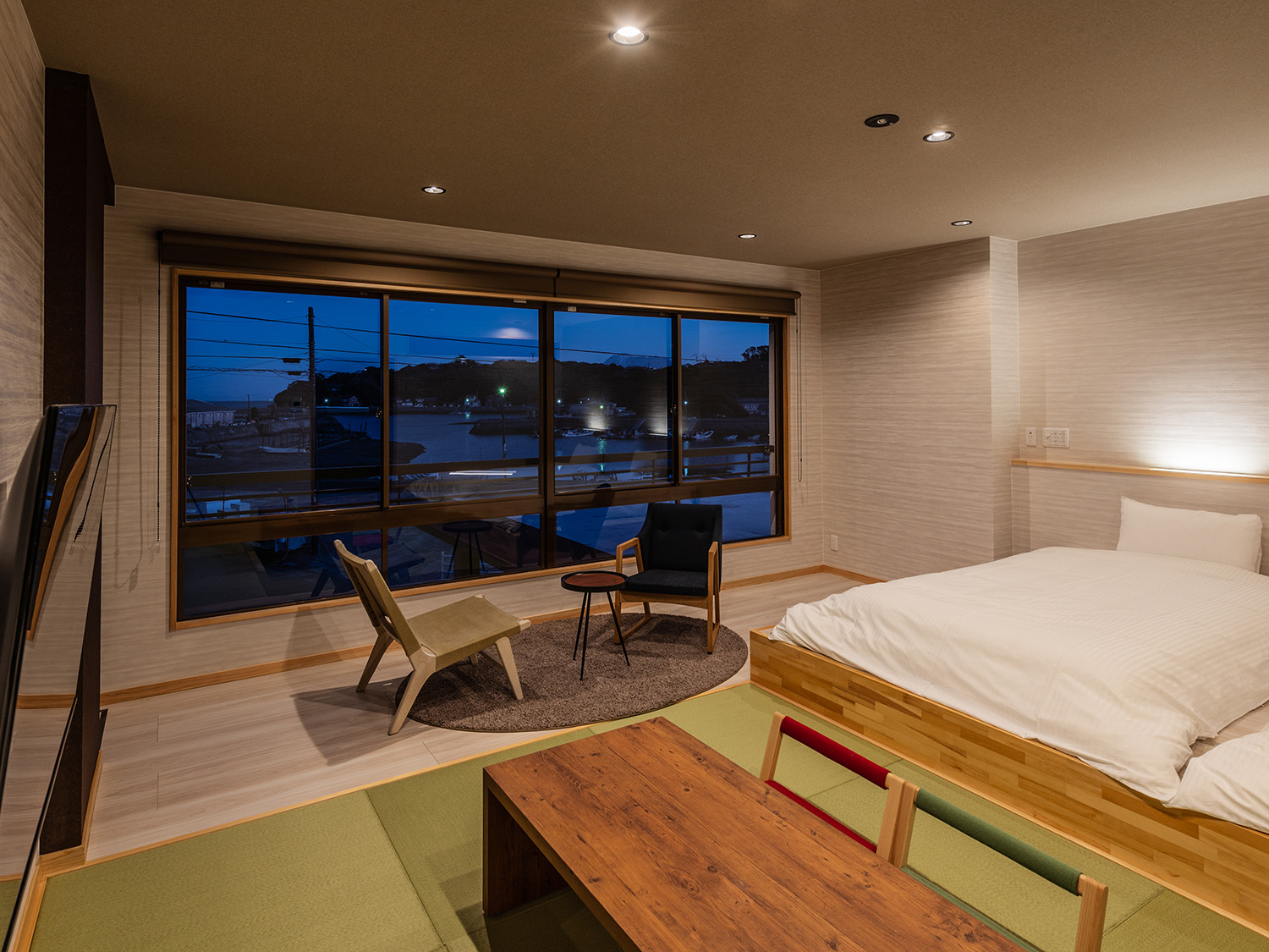 客室から望むライトアップされた竹崎城